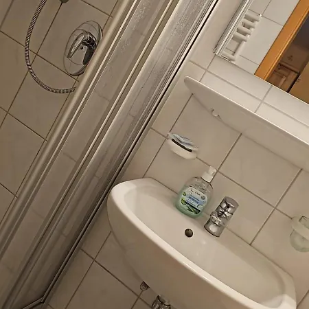 Zum Hirschen Szálloda